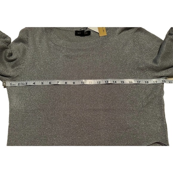Melissa Paige Silver Metallic Shimmery Silver Top Sz M - Picture 7 of 9